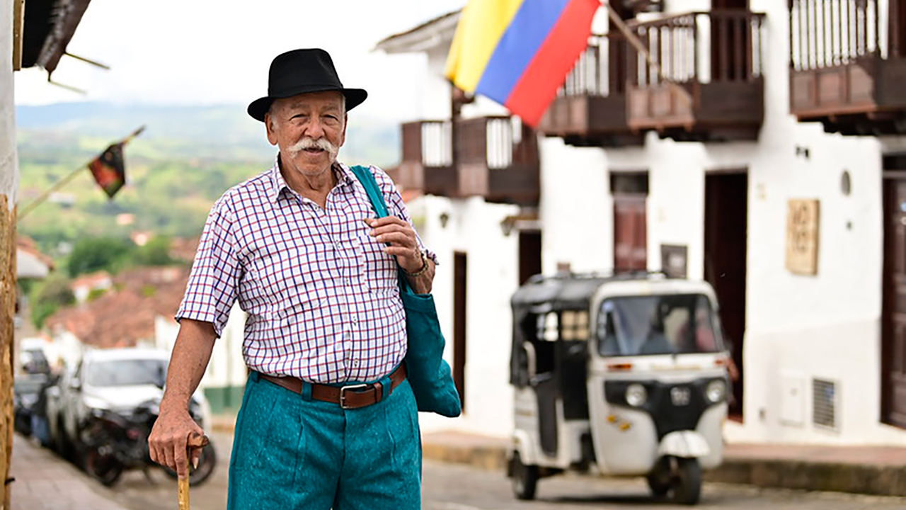 PAGOS DE COLOMBIA MAYOR, PRIMER CICLO.